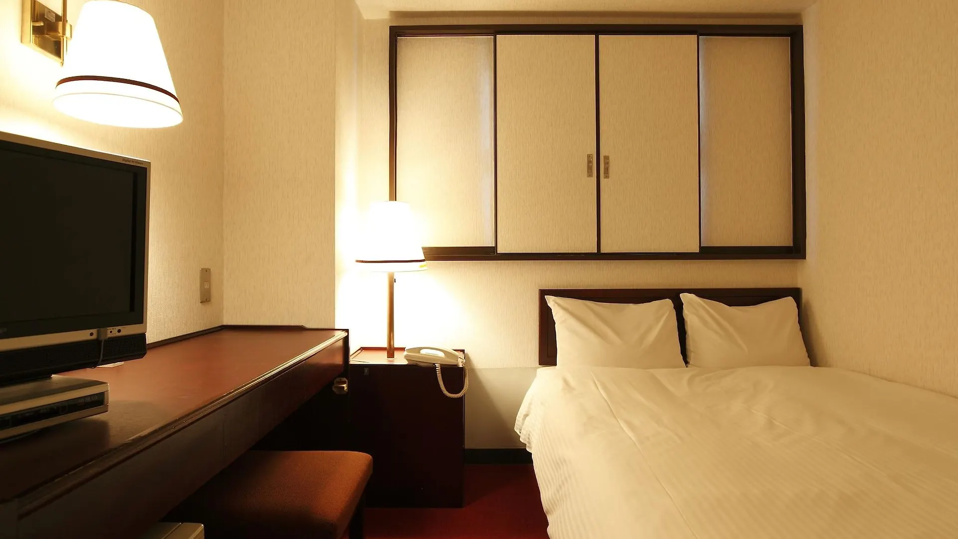 Tokyo Inn