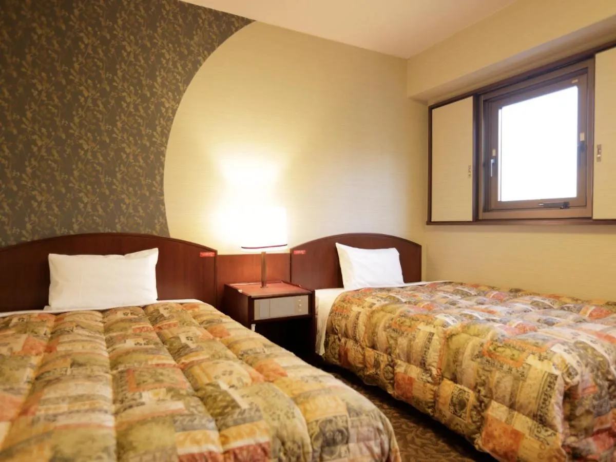Hotel Tokyo Inn
